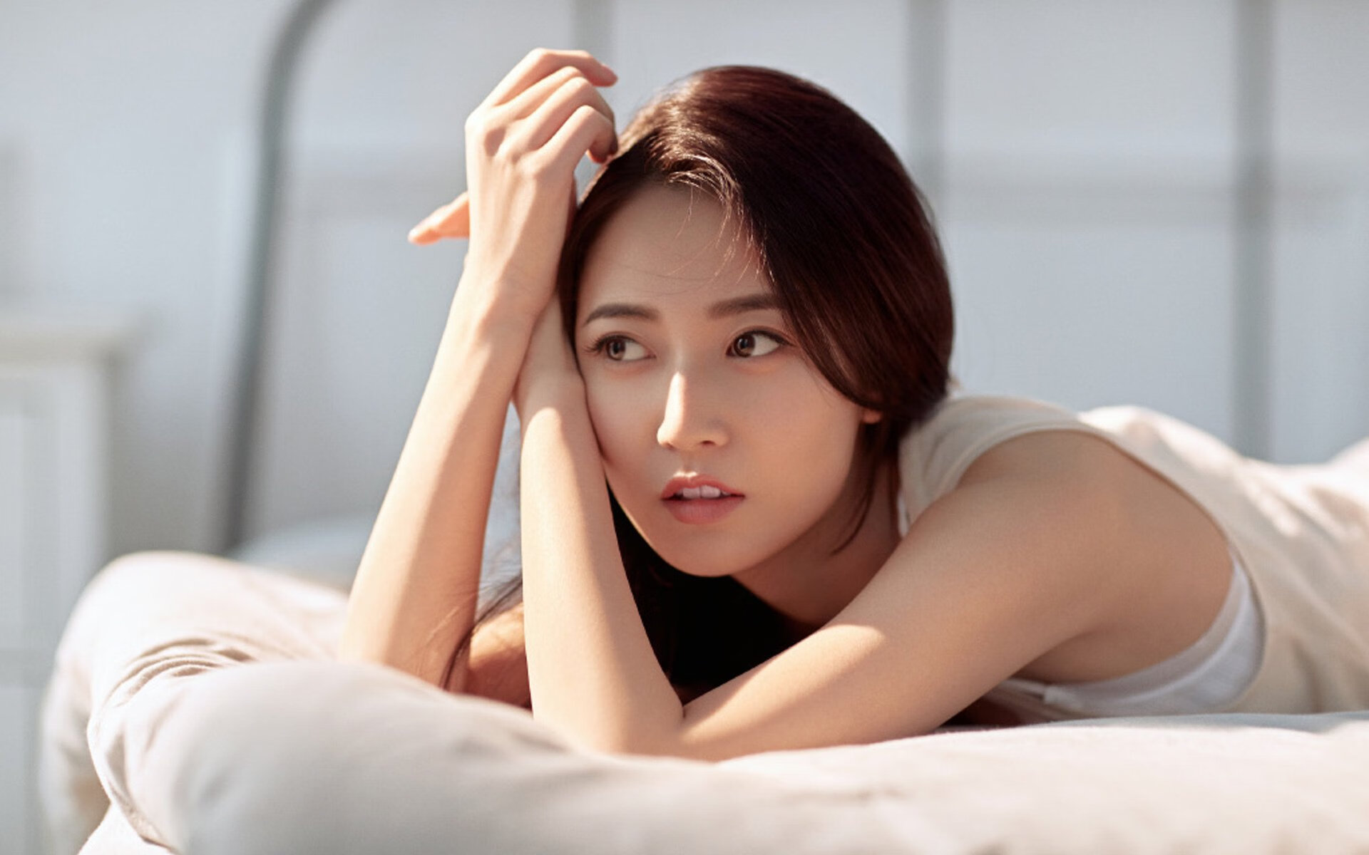 开云官网登录-_湖人队领袖詹姆斯再度发威，带队胜出_，湖人官宣詹姆斯