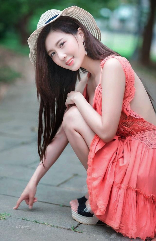 开云真人-光明记忆未来之星战队选拔赛火热展开，预知未来 光明会卡牌